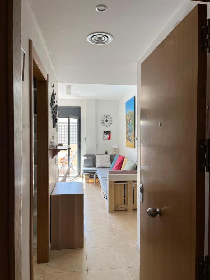 Appartement standing 58m plage à 3mn en voiture Roses Esterno foto